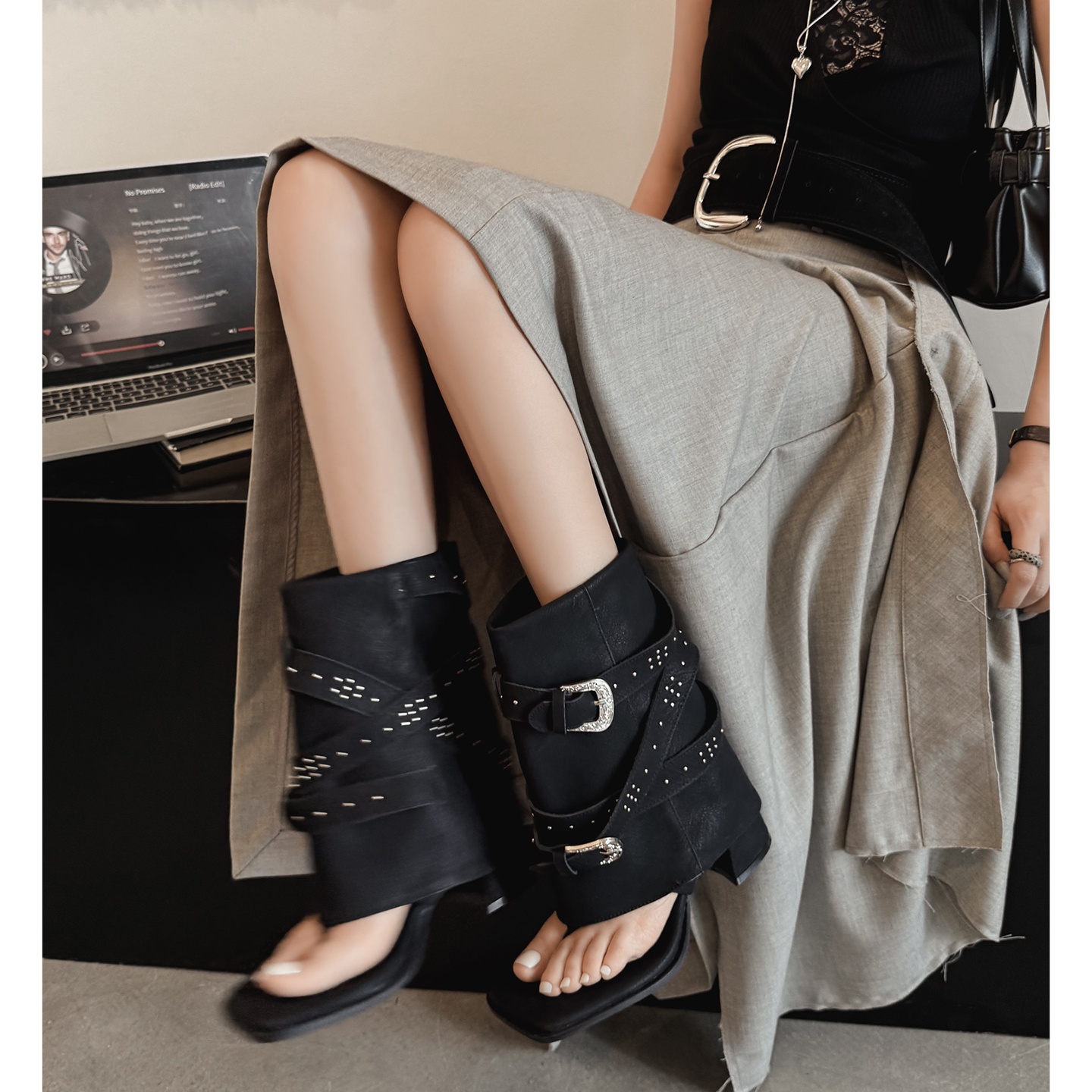 25 New Summer Vintage Buckles  - Street Fashion Female avaliação e preço