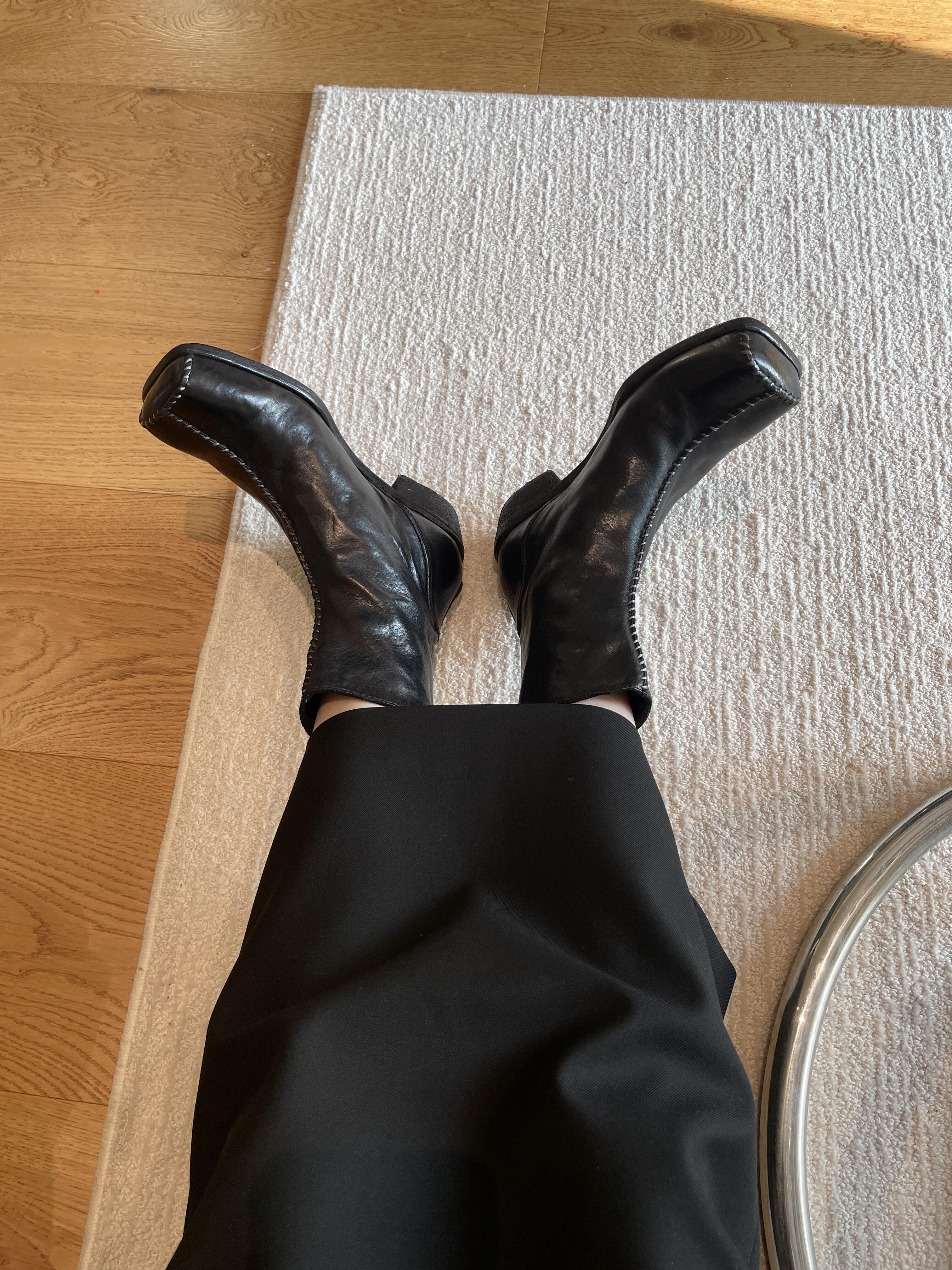Women's Black Leather Ankle Bo - Street Fashion Look avaliação e preço