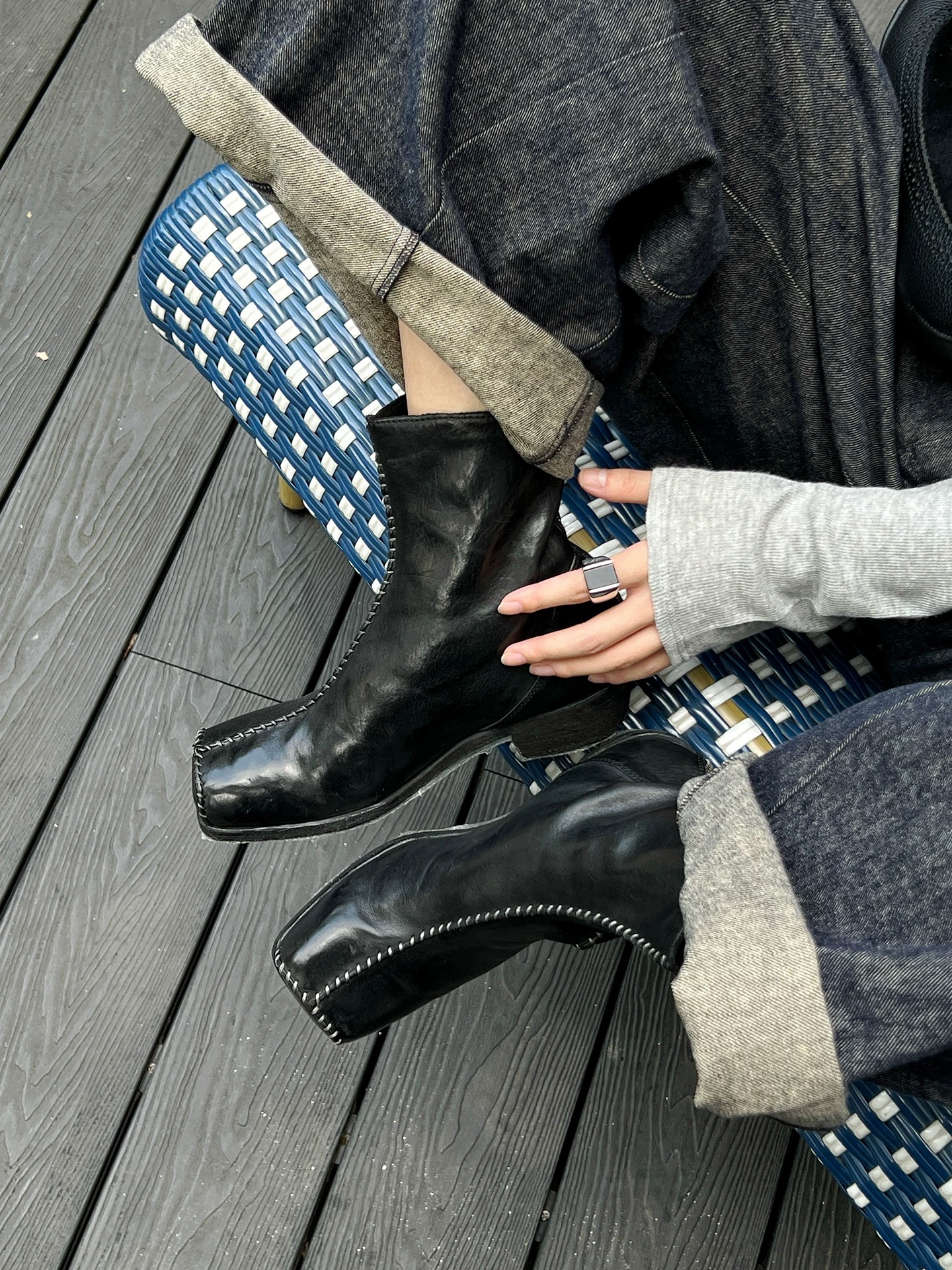 Women's Black Leather Ankle Bo - Street Fashion Look avaliação e preço