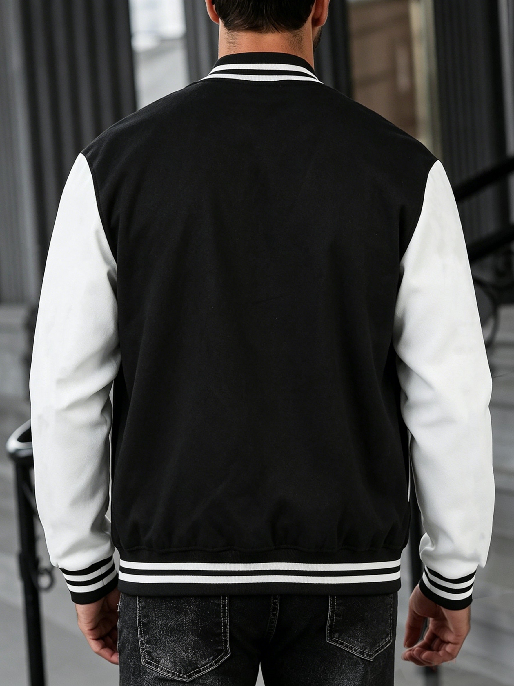 Stay Challenged Never Look Bac - Street Fashion Look avaliação e preço