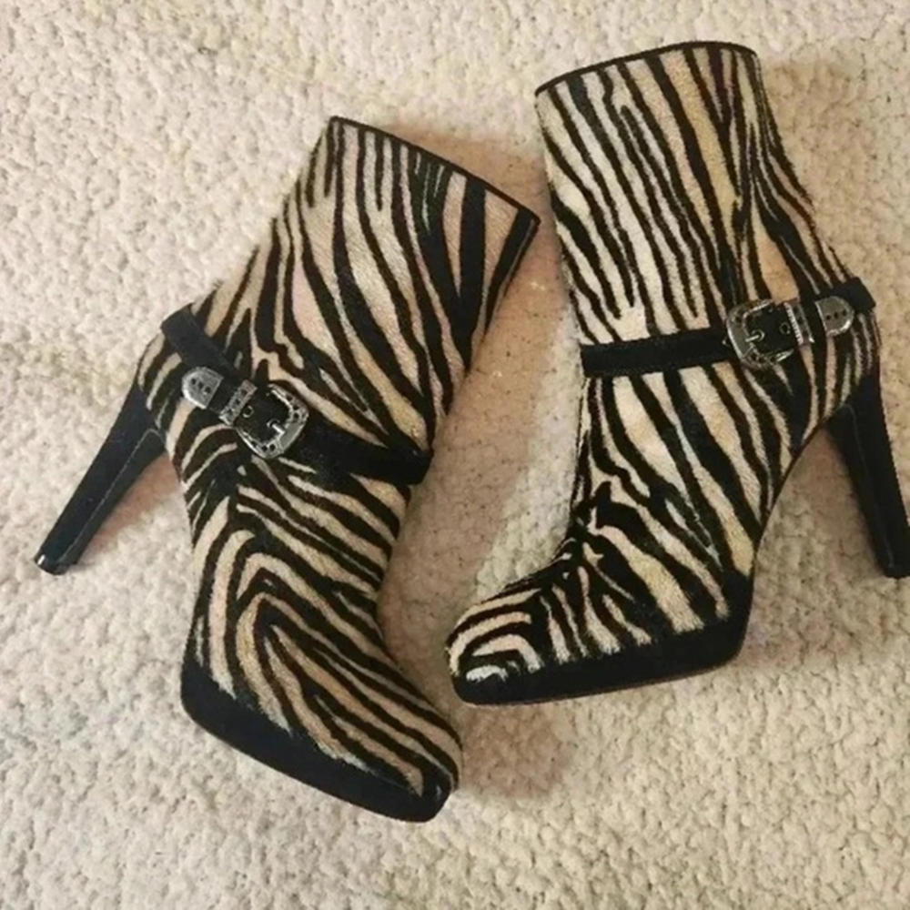 Zebra-Print Faux Fur Slim Stil - Street Fashion Look avaliação e preço